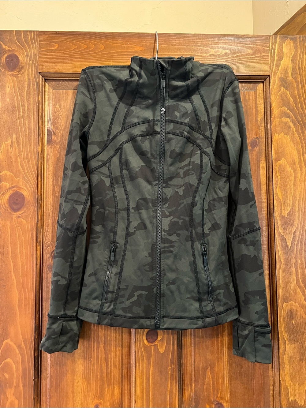 lululemon athletica Womens Dark Green Camo Zip Jacket